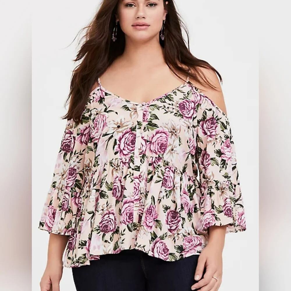 Torrid Top 2X Pink Floral Babydoll Textured Rayon Cold Shoulder 3/4 Sleeve